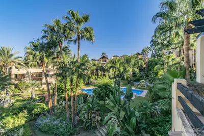 Middle Floor Apartment in Atalaya