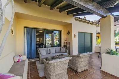 Middle Floor Apartment in Atalaya
