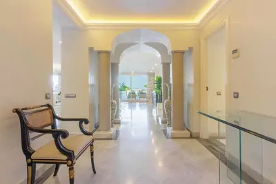 Middle Floor Apartment in Puerto Banús