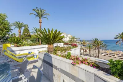 Middle Floor Apartment in Puerto Banús