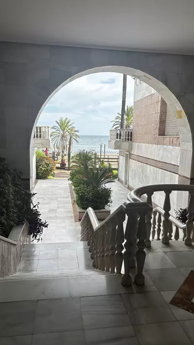 Middle Floor Apartment in Puerto Banús