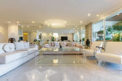Middle Floor Apartment in Puerto Banús