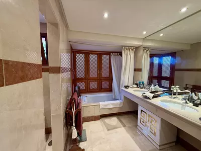 Middle Floor Apartment in Estepona