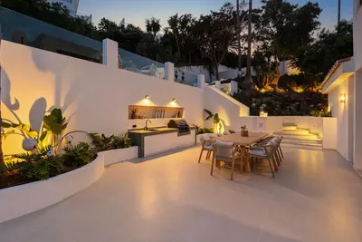 Detached Villa in Nueva Andalucía