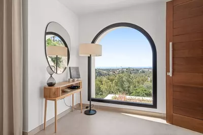 Detached Villa in Nueva Andalucía