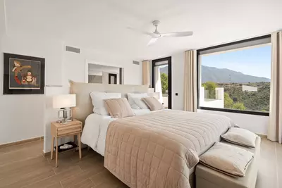 Detached Villa in Nueva Andalucía