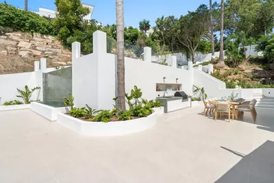 Detached Villa in Nueva Andalucía