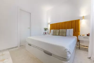 Top Floor Apartment in Puerto Banús