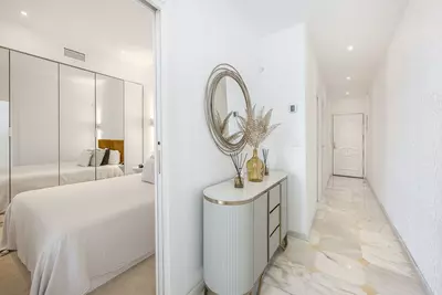 Top Floor Apartment in Puerto Banús