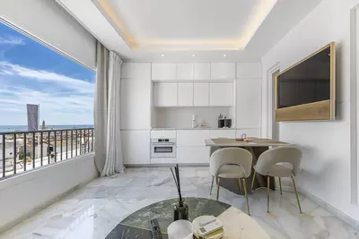 Top Floor Apartment in Puerto Banús