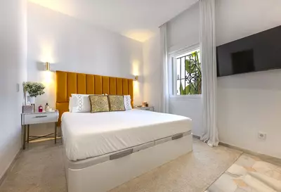 Top Floor Apartment in Puerto Banús