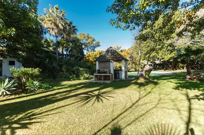Detached Villa in Guadalmina Baja