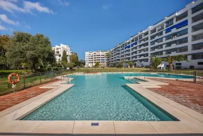 Middle Floor Apartment in Puerto Banús