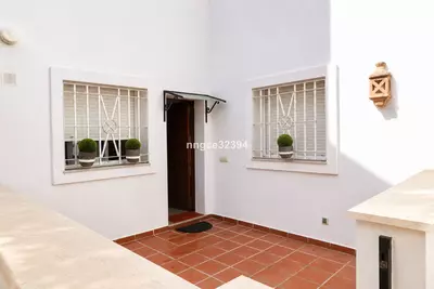 Ground Floor Apartment in Nueva Andalucía