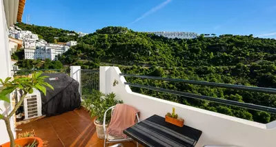 Semi-Detached House in Casares