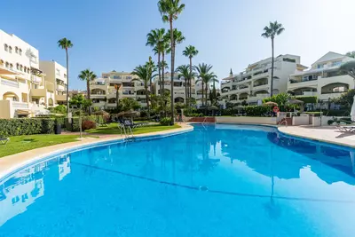 Middle Floor Apartment in Elviria