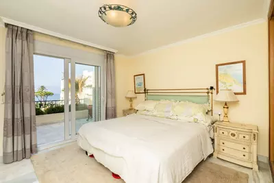 Middle Floor Apartment in Elviria