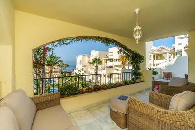 Middle Floor Apartment in Elviria