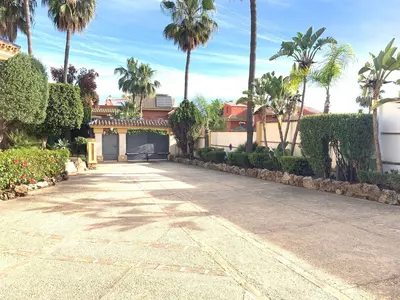 Detached Villa in Estepona