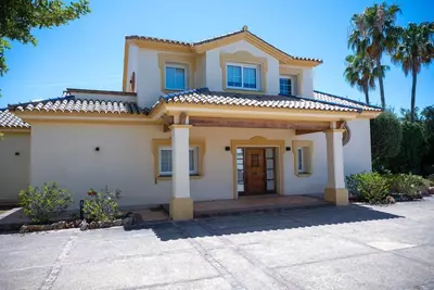 Detached Villa in Estepona