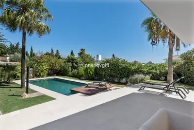 Detached Villa in Guadalmina Alta