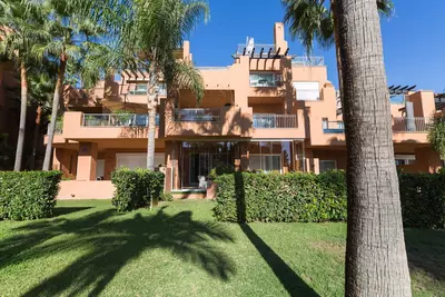 Ground Floor Apartment in Nueva Andalucía