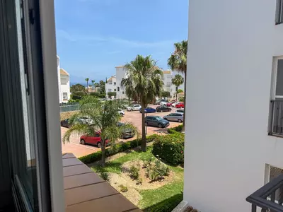 Middle Floor Apartment in Manilva