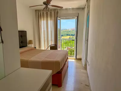 Middle Floor Apartment in Manilva