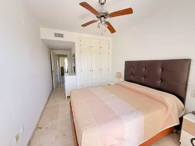Middle Floor Apartment in Manilva
