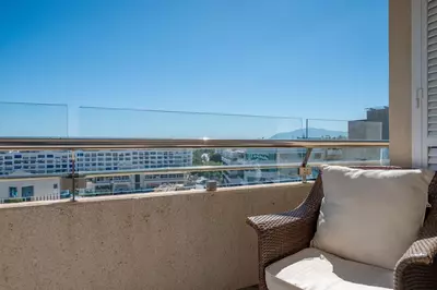 Middle Floor Apartment in Puerto Banús