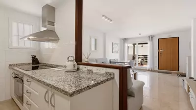 Middle Floor Apartment in Manilva