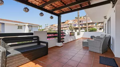 Middle Floor Apartment in Manilva