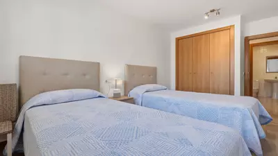 Middle Floor Apartment in Manilva