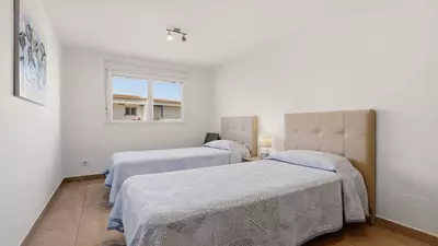 Middle Floor Apartment in Manilva
