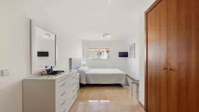 Middle Floor Apartment in Manilva