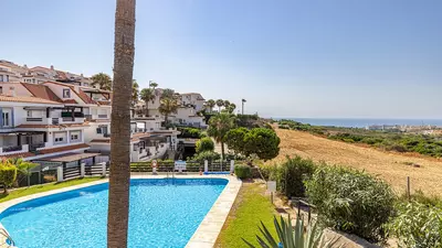 Middle Floor Apartment in Manilva