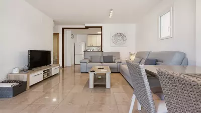 Middle Floor Apartment in Manilva