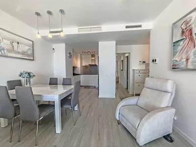 Middle Floor Apartment in Cancelada