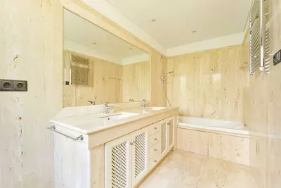Ground Floor Apartment in Estepona