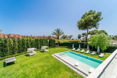 Detached Villa in Los Monteros