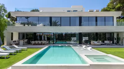 Detached Villa in Los Monteros
