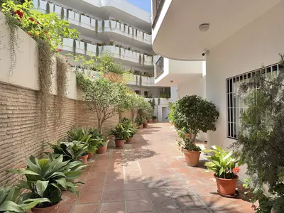 Middle Floor Apartment in Nueva Andalucía