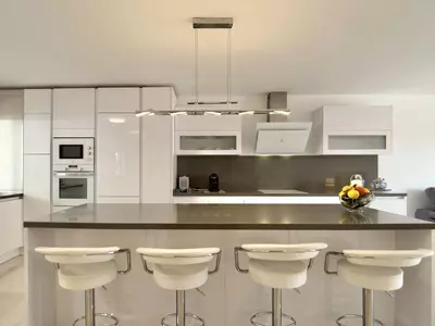 Middle Floor Apartment in Nueva Andalucía