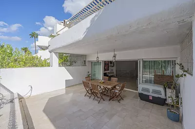 Ground Floor Apartment in Río Real