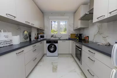 Semi-Detached House in Artola