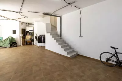 Semi-Detached House in Artola