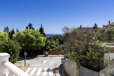 Semi-Detached House in Artola