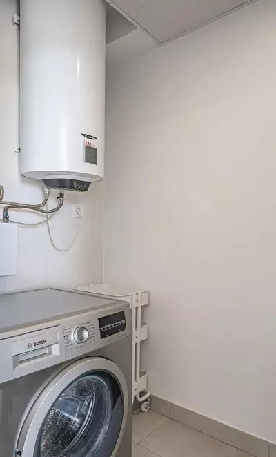 Middle Floor Apartment in Estepona