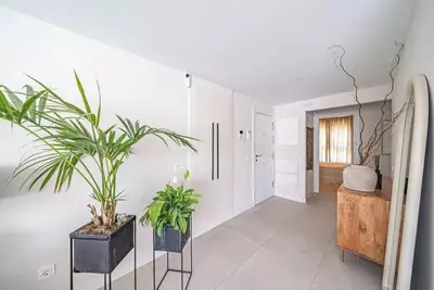 Middle Floor Apartment in Estepona