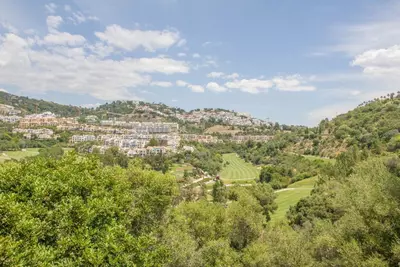 Residential Plot in Benahavís